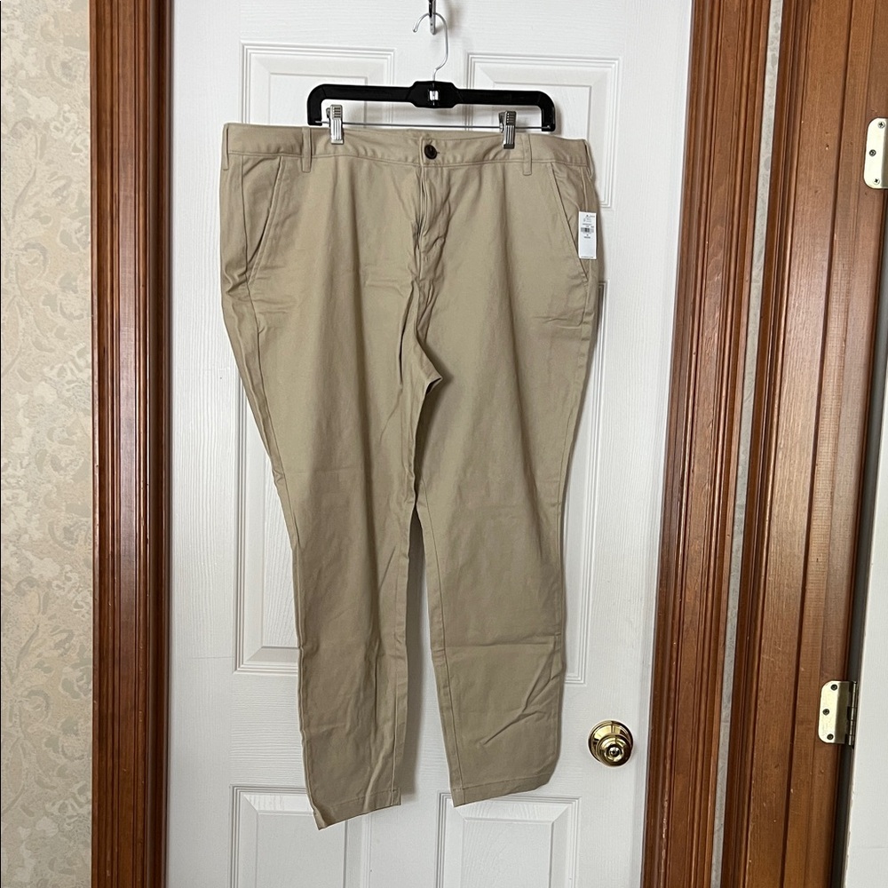 Old Navy Women’s Khaki Chinos Size 18Petite - Skinny Stretch -NWT